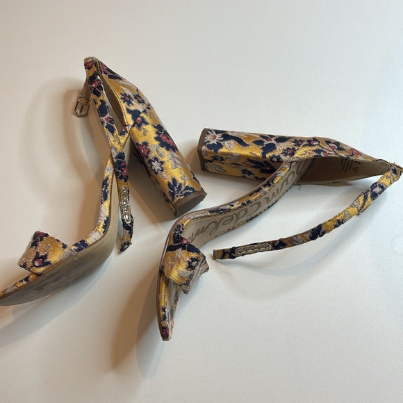 Sam Edelman Yaro Heeled Sandal Tuscan Yellow/Gold Floral Heeled Sandal Size 8 - Picture 3 of 10